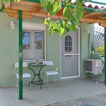 Lovely Guesthouse On The Beach Agia Anna  Exterior photo